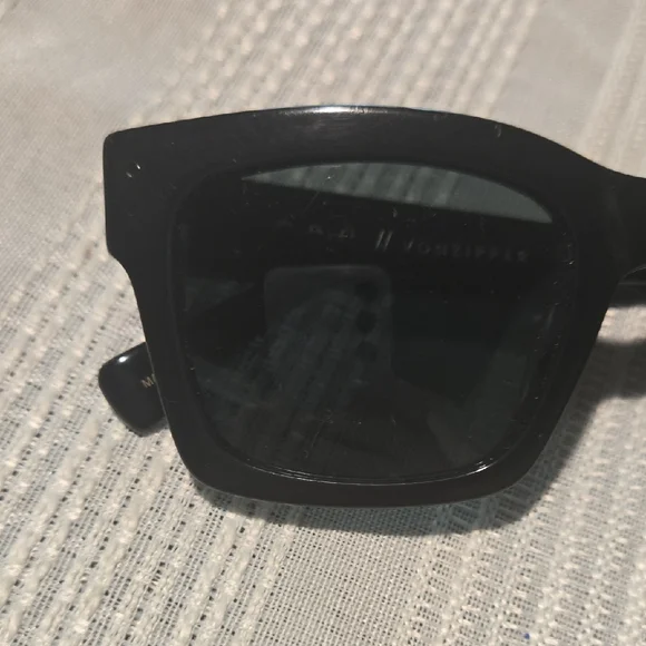 Von Zipper Classic Black Sunglasses - Picture 5 of 8